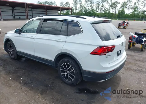 2021 Volkswagen Tiguan 2.0T Se/2.0T Se R-Line Black/2.0T Sel z USA, uszkodzony, nr VIN 3VV2B7AX5MM057743